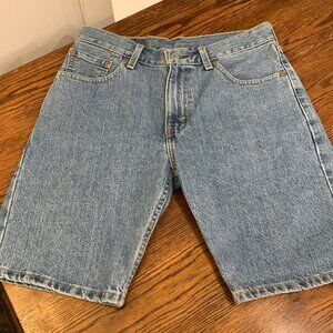 Levi’s 505 shorts - size 30
